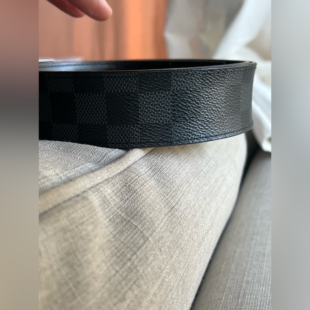 ❌𝐒𝐎𝐋𝐃onVestiaireCollective❌LOUIS VUITTON Graphite Damier belt - Picture 11 of 12